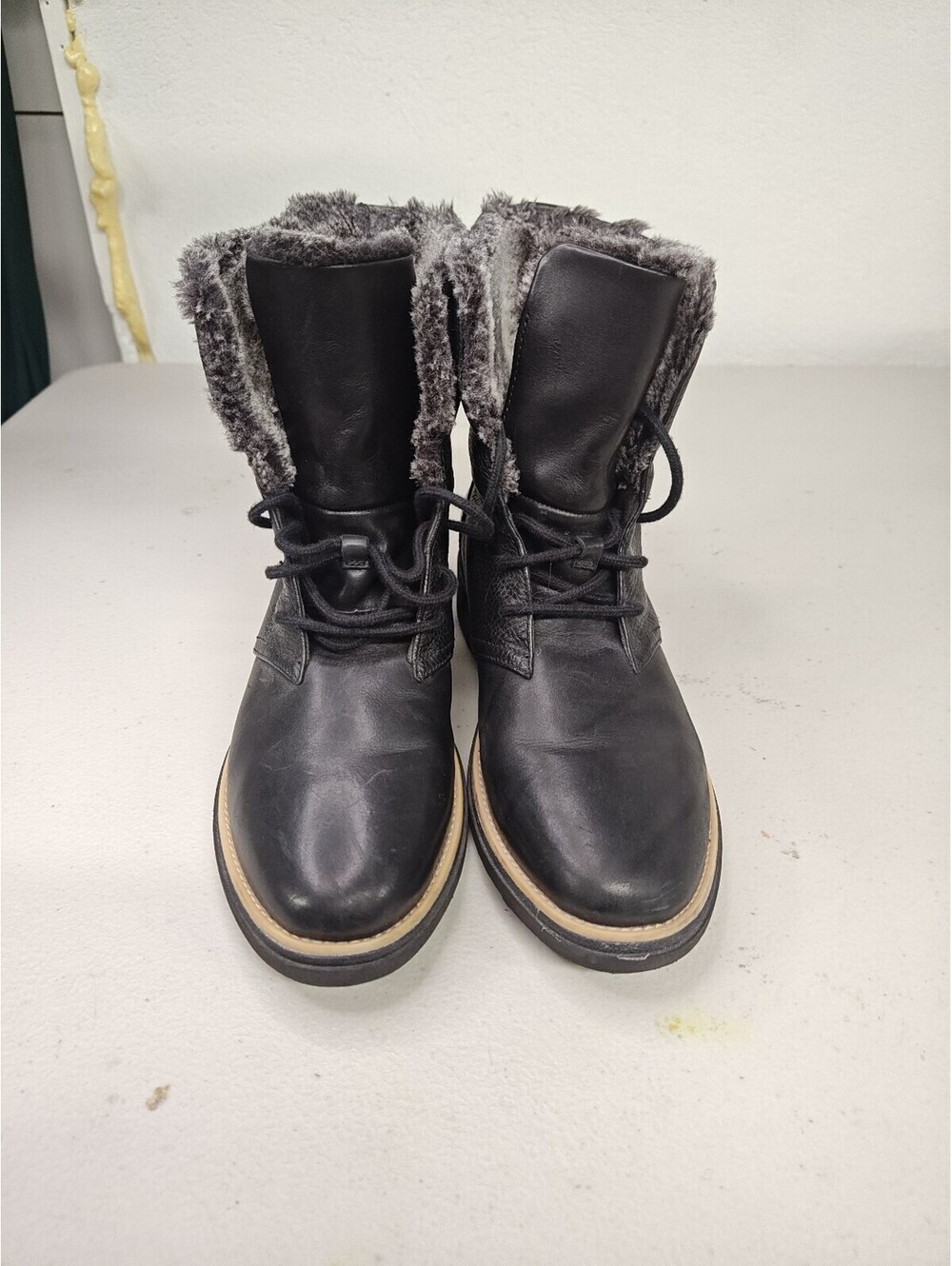 Clarks Collection Cushion Soft Faux Fur Leather Ankle Boots Womens 7 M Wedge